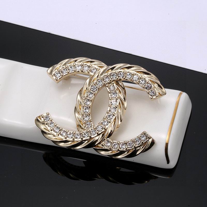 Chanel Brooch 03lyh147